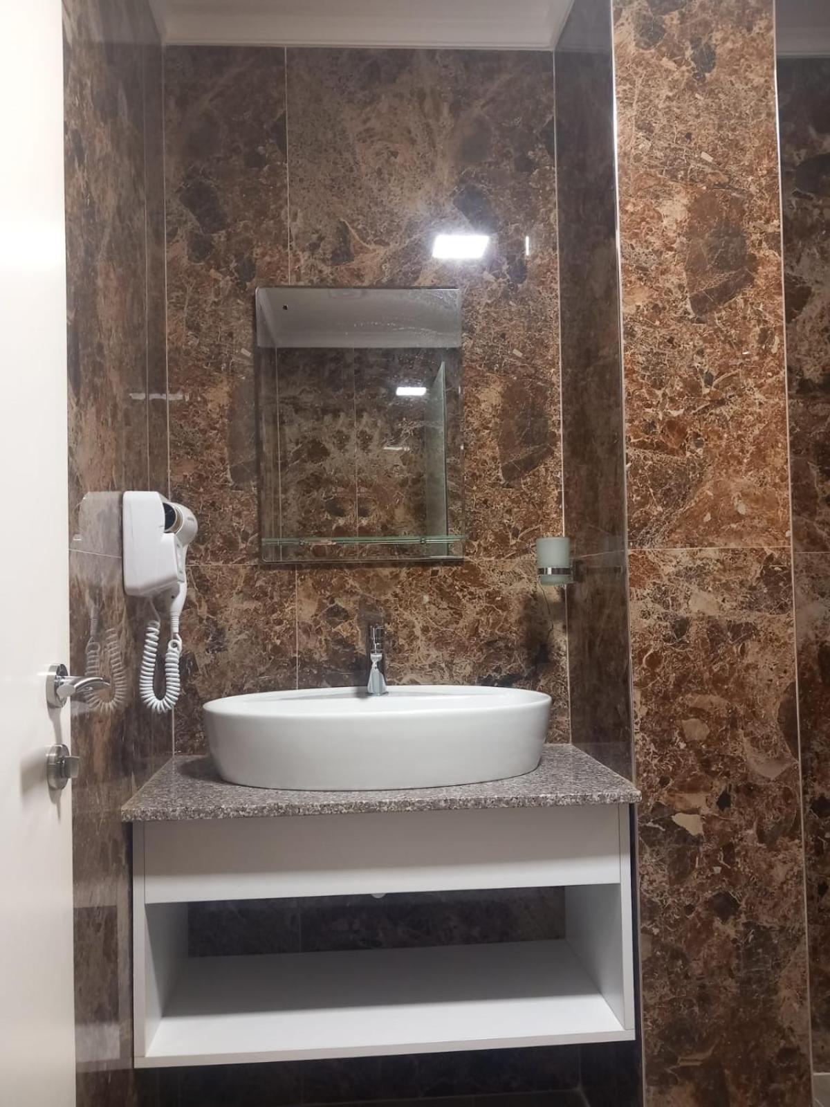 Hotel Ksamili מראה חיצוני תמונה